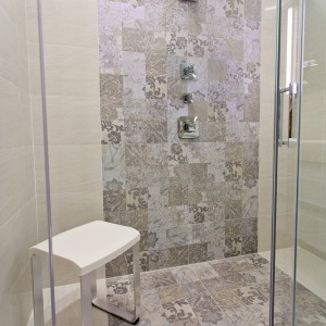 Vzorková koupelna ve studiu Gremis - vybavení sprchy